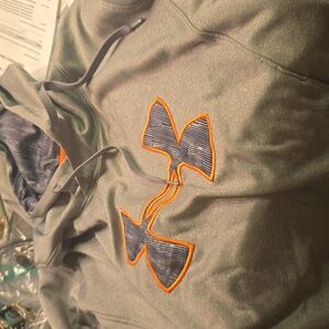 Under Armour Sweatshirt XL